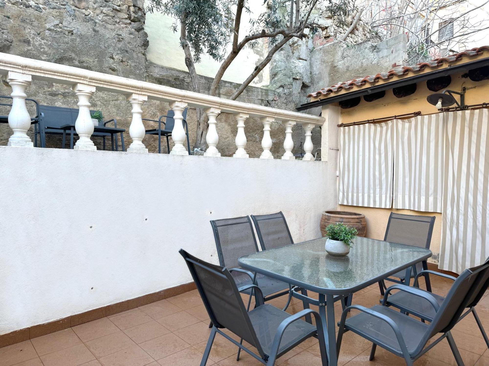 Vut Casa Orrios, En El Centro De Alcaniz. Exterior photo